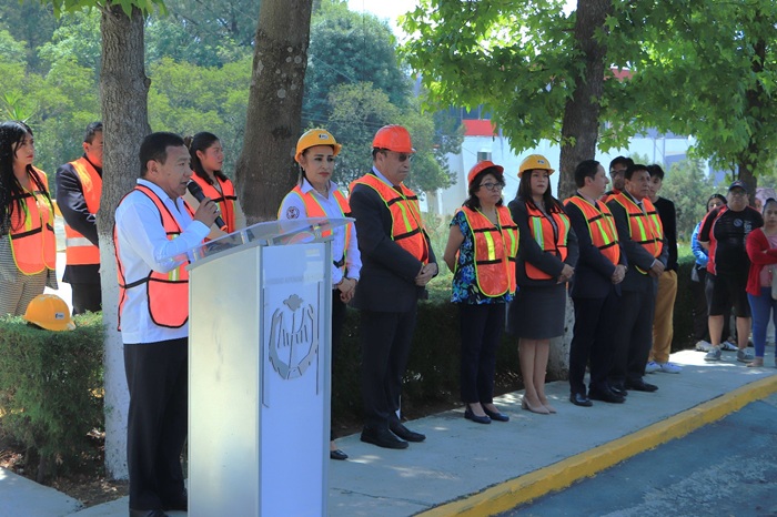 Comunidad de la UATx participó en el Primer Simulacro Nacional 2026