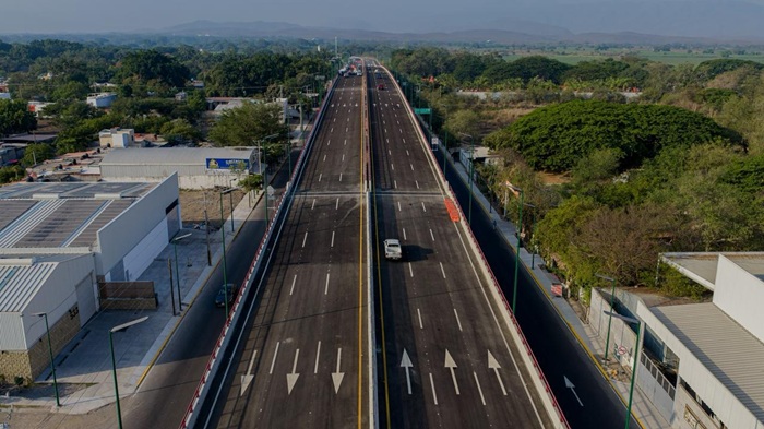 Entrega gobierno de méxico psf arco sur “epitacia zamora teodoro”, en colima