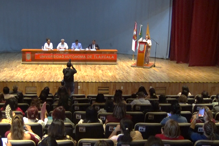 La UATx y la SEPE-USET avanzan en la actualización de docentes de Educación Básica - AlternativaTlx