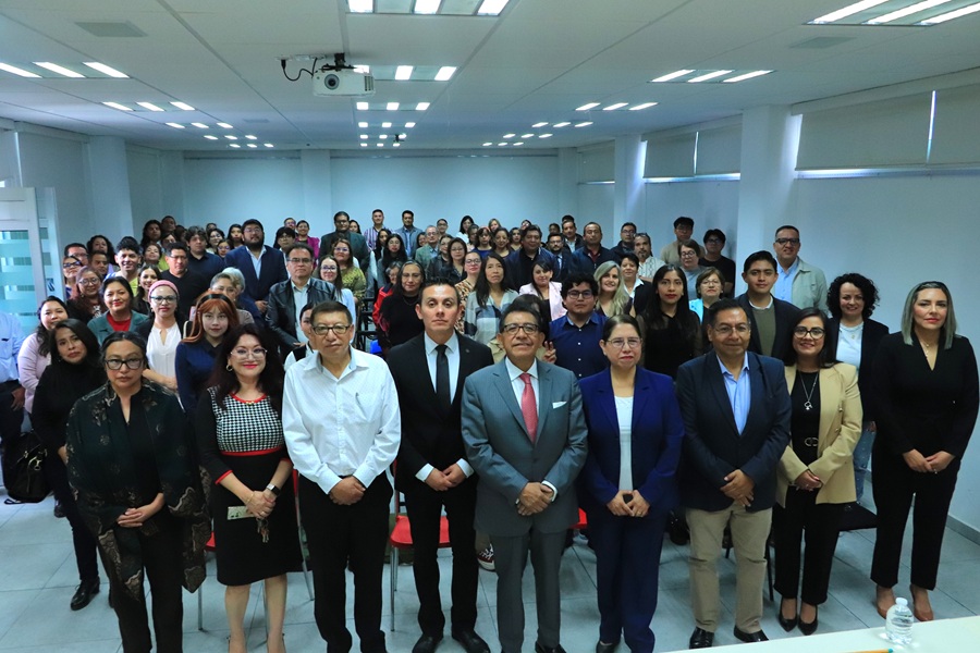 Rector de la UATx da Posesión del Cargo a Nuevos Directores de Facultad y UAM