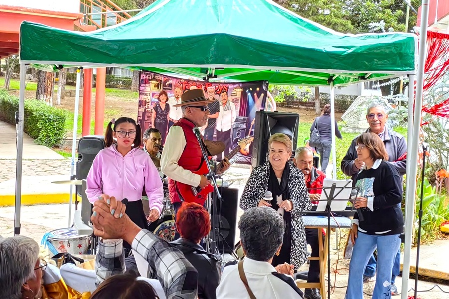 celebro-desarrollo-humano-uatx-el-10º-aniversario-de-universidad-para-con-personas-mayores-alternativatlx