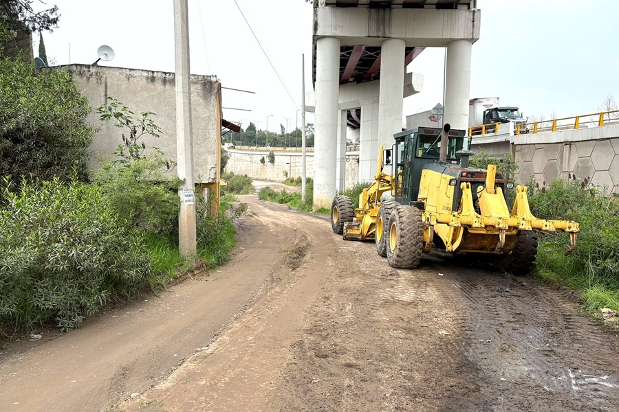 gobierno-de-alfonso-sanchez-garcia-da-mantenimiento-a-calle-revolucion-en-san-esteban-tizatlan-alternativatlx