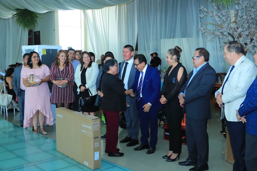personal-del-steieset-es-pieza-clave-en-la-mision-educativa-de-la-uatx-rector-alternativatlx
