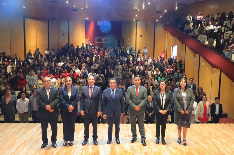 UATx Inauguró Coloquio sobre Inteligencia Artificial con Enfoque Tecnológico y Ético
