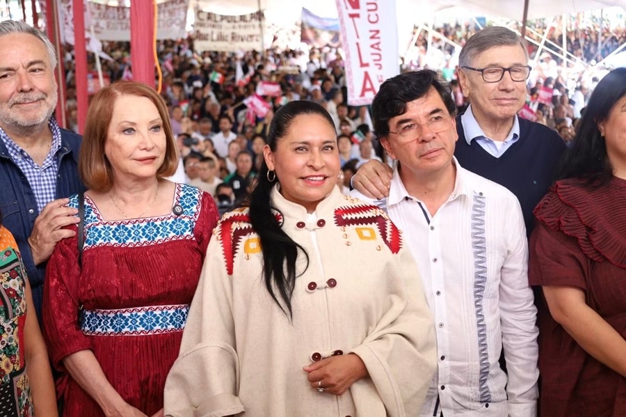Frentes de Guerra – Lucha de Mujeres