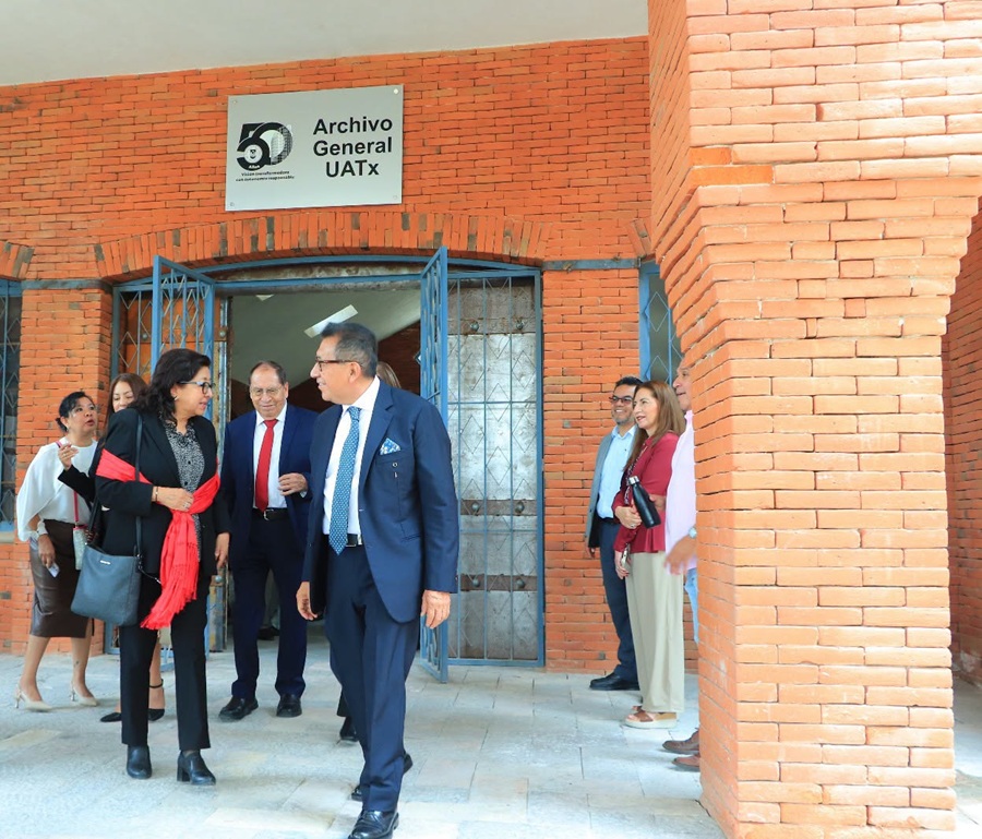 inaugura-rector-de-la-uatx-el-archivo-universitario-memoria-viva-de-su-transformacion-alternativatlx