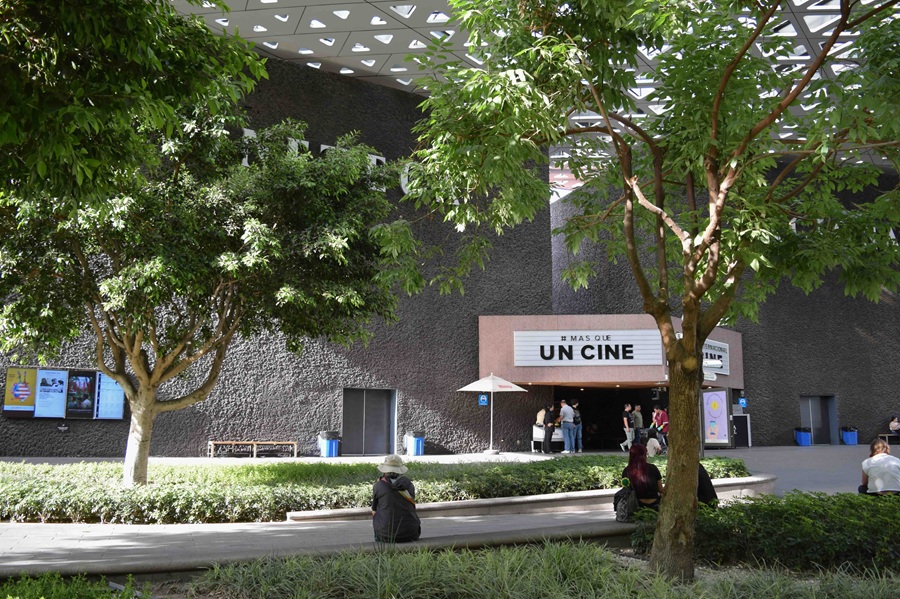 la-cineteca-nacional-de-mexico-recibe-homenaje-en-calanda-espana-por-su-destacada-labor-en-la-preservacion-y-difusion-del-patrimonio-cinematografico-alternativatlx