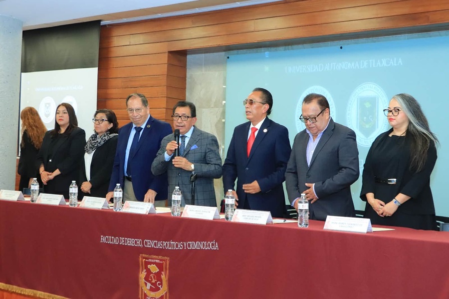rector-de-la-uatx-da-posesion-del-cargo-a-nuevo-director-de-la-facultad-de-derecho-ciencias-politicas-criminologia-y-policiologia-alternativatlx