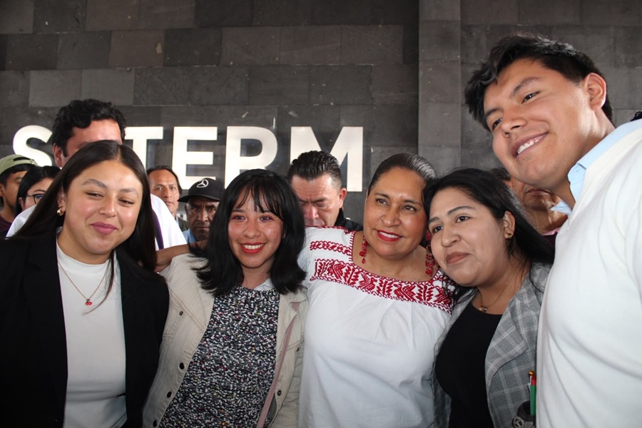 con-las-y-los-jovenes-defendemos-la-soberania-y-construimos-el-futuro-de-mexico-ana-lilia-rivera-alternativatlx