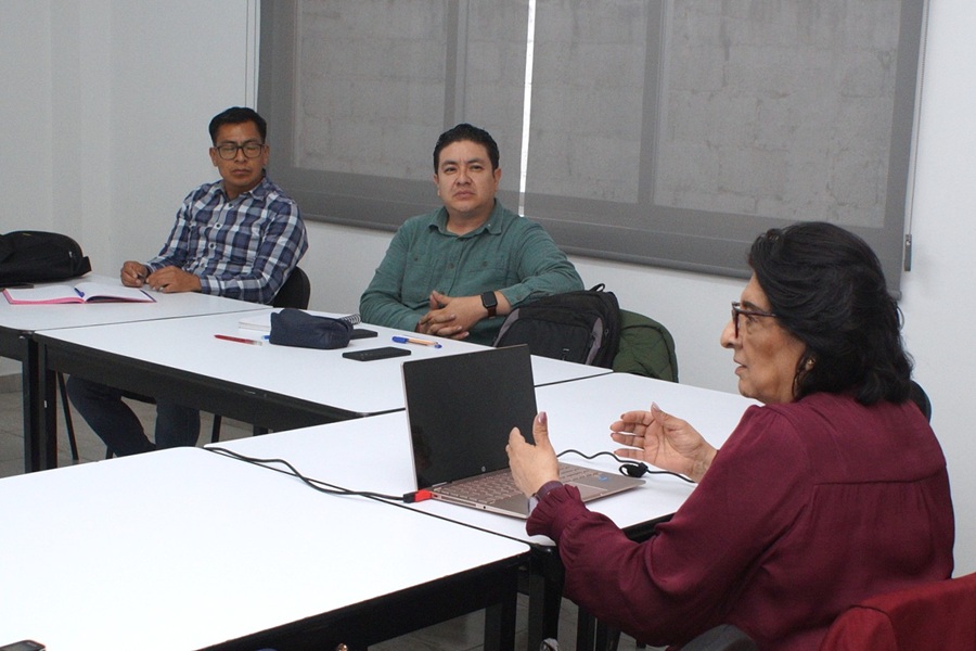 Consolida CIE-UATx Espacios de Formación Continua