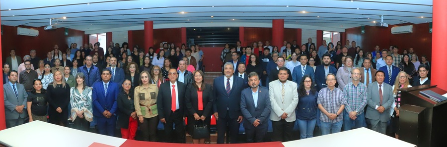 centros-de-investigacion-y-staff-de-rectoria-participan-en-la-glosa-del-estatuto-general-de-la-uatx-alternativatlx