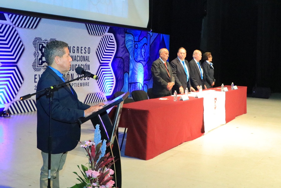 convoca-la-uatx-a-repensar-la-evaluacion-educativa-desde-el-humanismo-y-las-capacidades-alternativatlx