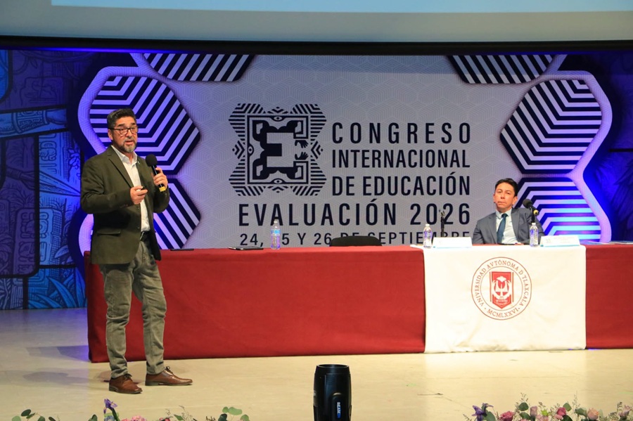 especialistas-internacionales-de-espana-y-chile-hablan-del-futuro-de-la-evaluacion-educativa-en-la-uatx-alternativatlx